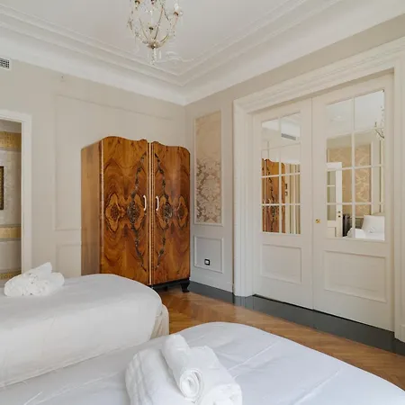 Brera Trilocale Di Lusso * Milaan