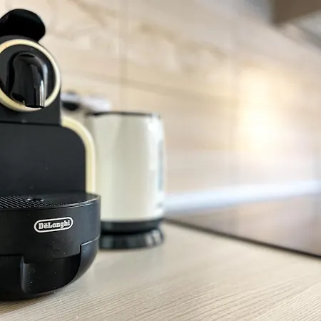 Monica Navigli Mediolan