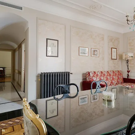 Brera Trilocale Di Lusso Appartement