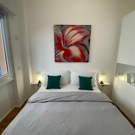 Apartment Albani Life, Stile & Comfort In Soluzione Silenziosa E Indipendente *