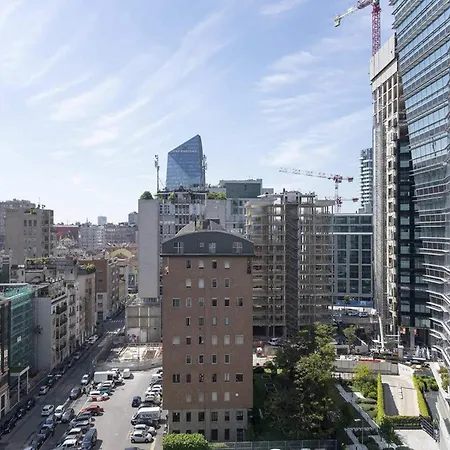 Daire Skyline View In Heart Of *