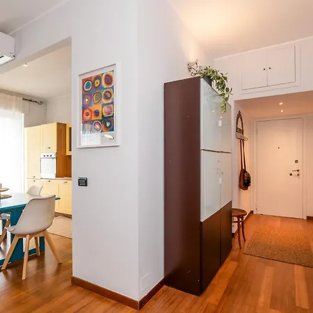 Sesto Sole - Wide 6th Floor Near Prada-bocconi-ieo Apartman