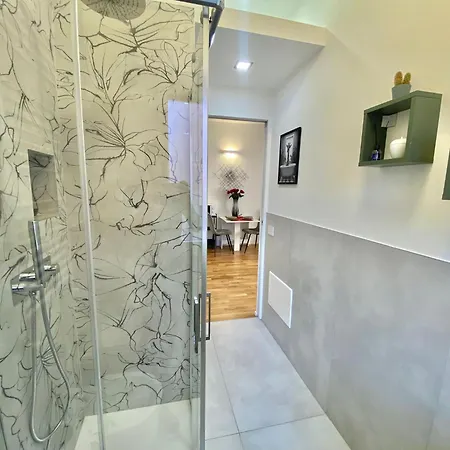 Albani Life, Stile & Comfort In Soluzione Silenziosa E Indipendente Apartment *