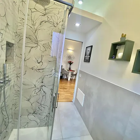 Apartment Albani Life, Stile & Comfort In Soluzione Silenziosa E Indipendente *