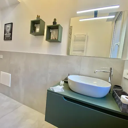 Albani Life, Stile & Comfort In Soluzione Silenziosa E Indipendente Apartment *