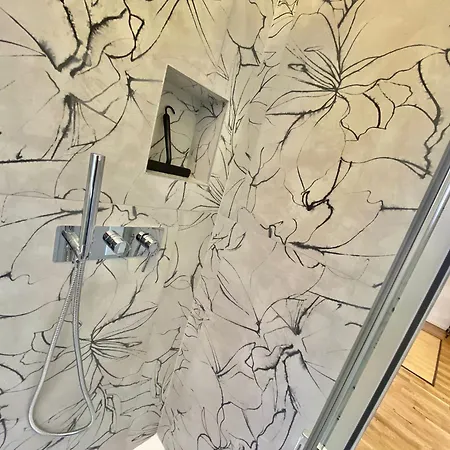 Albani Life, Stile & Comfort In Soluzione Silenziosa E Indipendente Apartment *