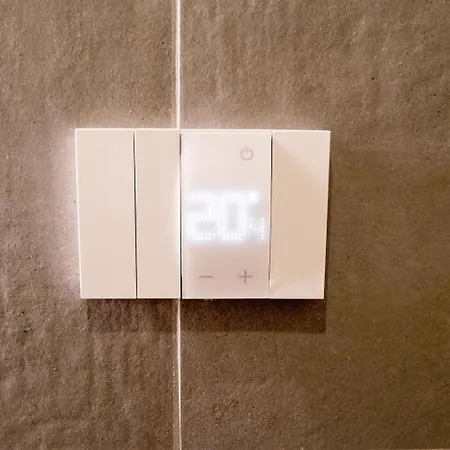 Davide Host Da Giulietta, 20 Min To Duomo 아파트