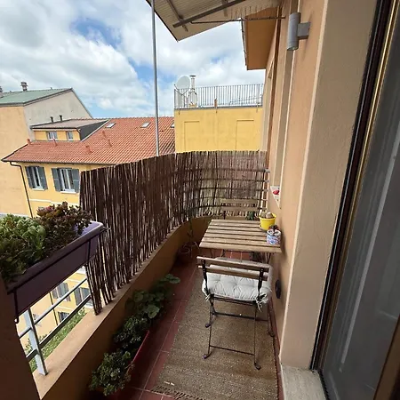 Fashion & Design District - M4 California *