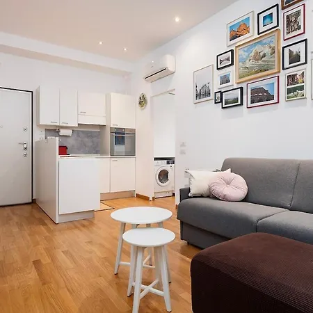 Holi California - Lovely With Metro Steps Away Appartement