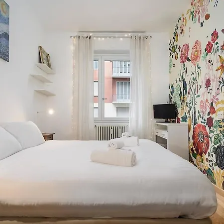 Holi California - Lovely With Metro Steps Away Appartement Milan
