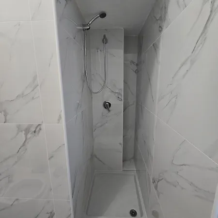 Rent In - Bilocale Zona Navigli 公寓 *