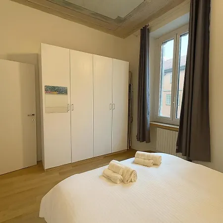 Modern In Milan, Isola Area *