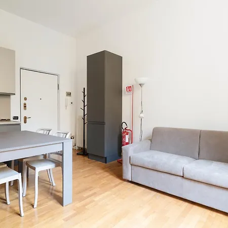 Appartement Guesthost - Modern Flat Near Darsena *