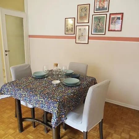 Spacious And Bright Two-room In Bocconi Appartement