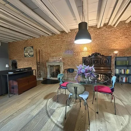 The Legend Loft - Bosco Verticale View アパート *