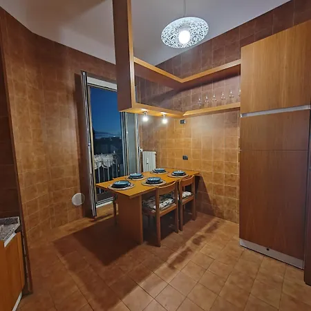 Spacious With Three Bedroom And Large Kitchen