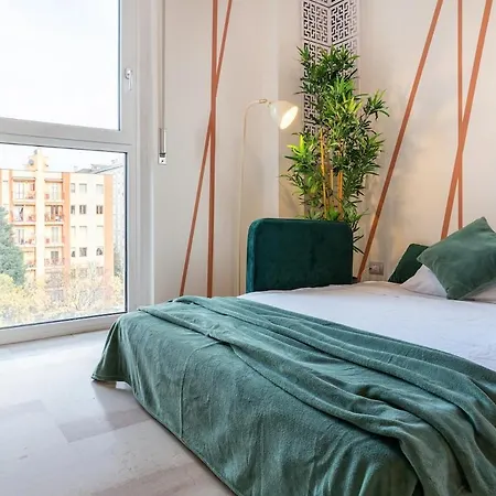 S&m Apartments- Urban Stripes 2 Bedrooms Near Underground M2&navigli *