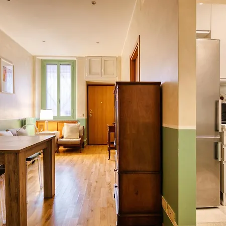 Appartement Elegant Three In Porta Romana By Mastery