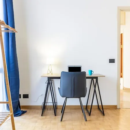 Duomo 7 Min - Panoramic Terrace & Two Bedrooms