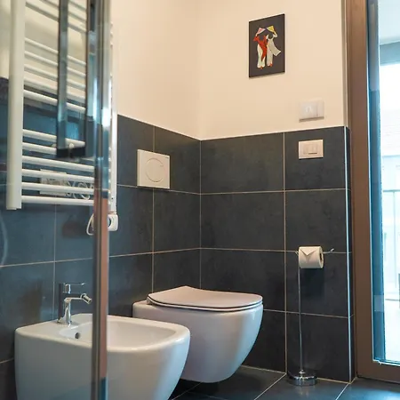 Crespi Terrace, Private Parking, A Few Steps From The Metro Apartamento
