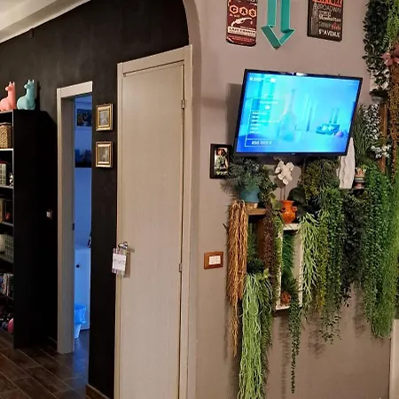 Apartmán Brand New - 5 Minutes From Istria Metro Station *