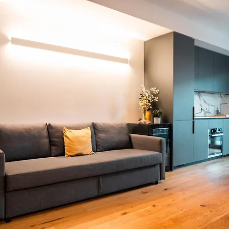 Crespi Terrace, Private Parking, A Few Steps From The Metro * Milão