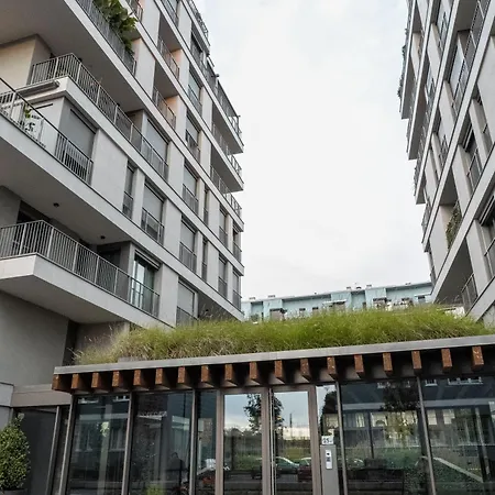 Crespi Terrace, Private Parking, A Few Steps From The Metro Apartamento *
