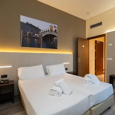 Hotel Garibaldi Palace