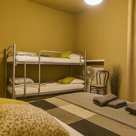 Apartament Milanrentals - Vigliani Mediolan