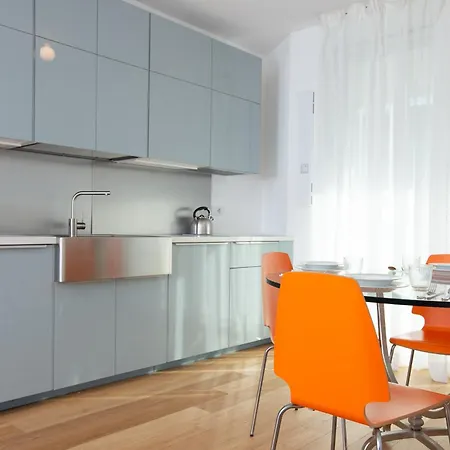 New Palace - Luxury Next To Metro M4 Apartmán Milán