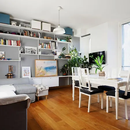 Modern Bright And Апартаменты