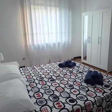 Meg 32 Three-room In The Heart Of Isola * Mailand