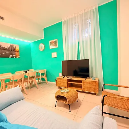 New In The Prada Foundation Milánó