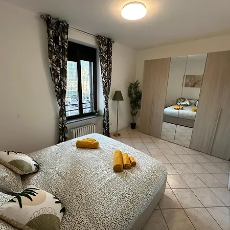 Ourjoy & Skyjoy Condo Units - Via M Gioia, 47 - Strong Wifi, 1 Private Parking, Central Station, Milan