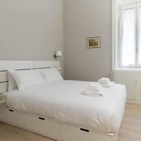 Italianway Easy - Porta Nuova 6 *