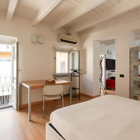 Hacca Collection - Open Space In Porta Ticinese Apartment