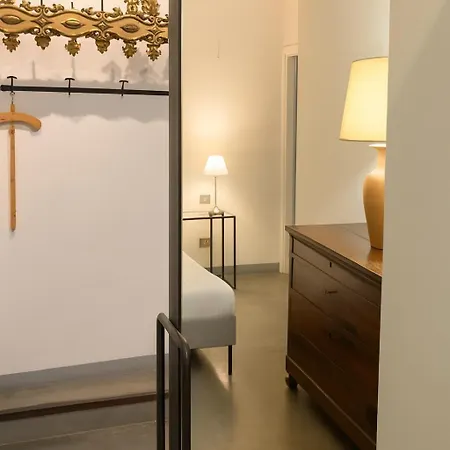 Daire Dhomes - Loft In Duomo Milano