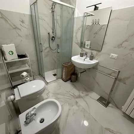 Ourjoy & Skyjoy Condo Units - Via M Gioia, 47 - Strong Wifi, 1 Private Parking, Central Station, Milan * Milan