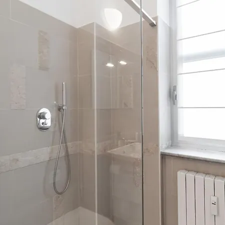 Italianway Comfort - Tagiura 8 * Milánó