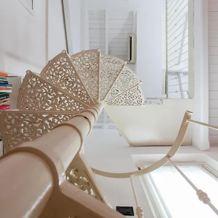 Hacca Collection - Open Space In Porta Ticinese Apartment