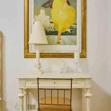 Апартаменты Porta Venezia Shopping, Metro, And Comfort Милан