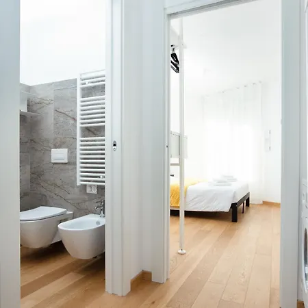 New Palace - Luxury Next To Metro M4 Apartmán Milán