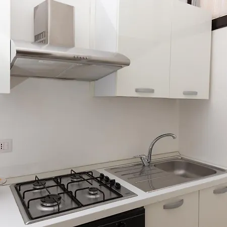 公寓 Artstay Exclusive Near Train Metro, Parking *