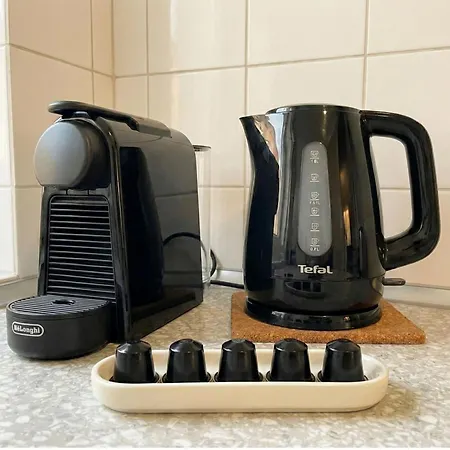 Apartment Spacious & Bright Flat Near Bocconi & Navigli Milan