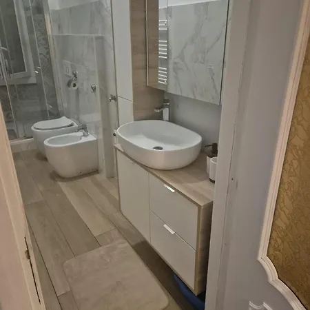 Vicino A Fondazione Prada E Ieo