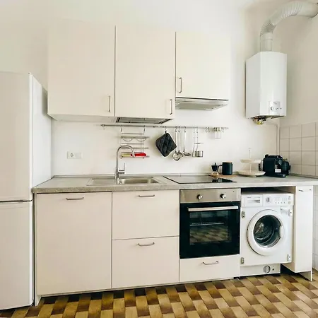 Apartment Spacious & Bright Flat Near Bocconi & Navigli *