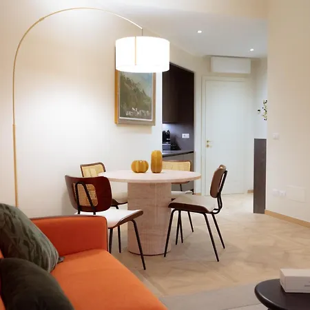 Gigliomilanestates - Luxury In Duomo 아파트 *