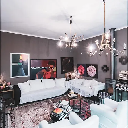 Designed Luxury Loft With Private Exclusive Garden Μιλάνο