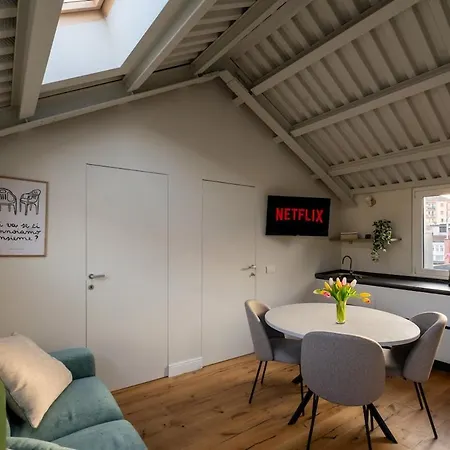 Attic Design - Duomo 15 Min - Free Wifi * Milan