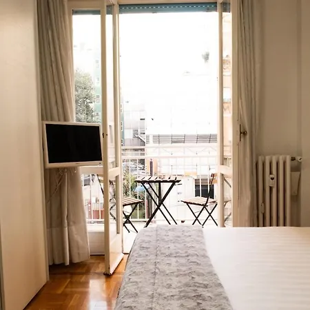 Moscova, Elegant In Centre Of * Milan